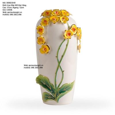 BÌNH HOA ĐẮP NỔI MAI VÀNG